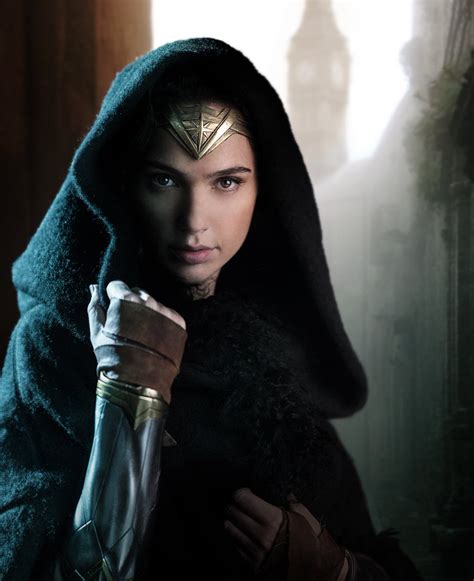 gal gadot leaks|Wonder Woman leaked photos: Gal Gadot packs a punch as。